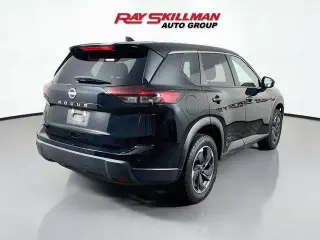 Nissan Rogue 2025 SV 4p Crossover