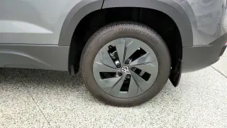 Volkswagen Taos 2025 S 4p SUV