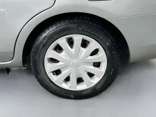 Nissan Versa 2013 1.6 S 4p Sedan 5M