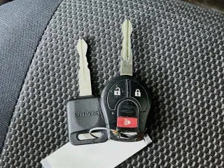 Nissan Versa 2013 1.6 S 4p Sedan 5M