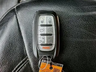 Chrysler Pacifica 2019 Touring L Plus Minivan 4p.