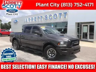 Ram 1500 2017 4x4 Rebel 4p. Cabina Extendida 5.5 pies. Camioneta