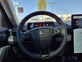 Ford Mustang Mach-E 2023 AWD Premium 4dr SUV