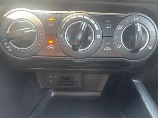 Mazda Mazda3 2015 i Touring 4p Sedán 6M
