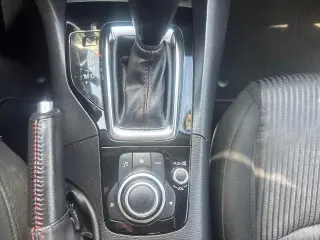 Mazda Mazda3 2015 i Touring 4p Sedán 6M