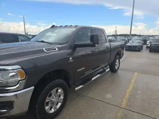 Ram 2500 2020 4x4 Big Horn 4p. Cabina de Tripulación 6.3 ft. SB Camión