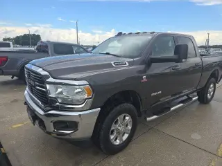 Ram 2500 2020 4x4 Big Horn 4p. Cabina de Tripulación 6.3 ft. SB Camión