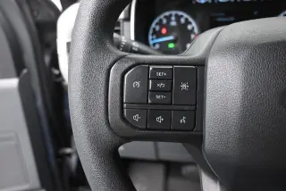 Ford F-150 2023 4x4 XL 2dr Cab Estándar 6.5 pies ST