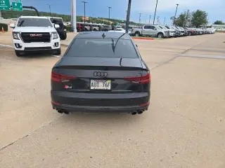 Audi S4 2019 AWD 3.0T quattro Prestige 4p Sedan