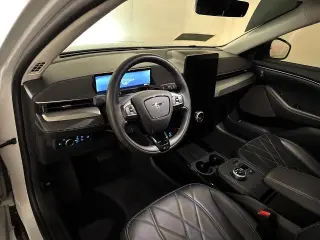 Ford Mustang Mach-E 2023 Select 4p SUV
