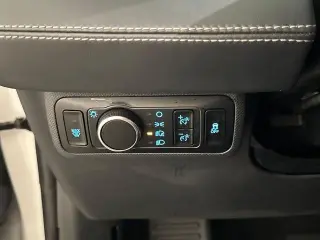 Ford Mustang Mach-E 2023 Select 4p SUV