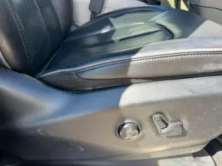 Chrysler Pacifica 2019 Limited 4dr Mini-Van