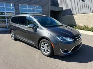 Chrysler Pacifica 2019 Limited 4dr Mini-Van