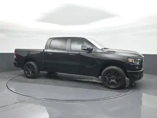 Ram 1500 2021 4x4 Big Horn 4dr Crew Cab 5.6 ft. SB Pickup