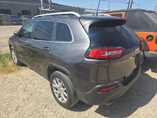 Jeep Cherokee 2017 Latitude SUV 4p