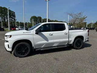 Chevrolet Silverado 1500 2021 4x4 RST 4p. Cabina de Tripulante 6.6 ft. CB