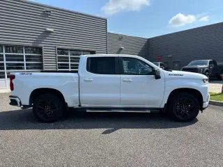Chevrolet Silverado 1500 2021 4x4 RST 4p. Cabina de Tripulante 6.6 ft. CB
