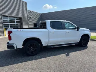 Chevrolet Silverado 1500 2021 4x4 RST 4p. Cabina de Tripulante 6.6 ft. CB