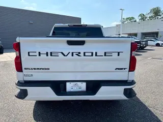 Chevrolet Silverado 1500 2021 4x4 RST 4p. Cabina de Tripulante 6.6 ft. CB