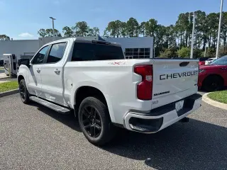 Chevrolet Silverado 1500 2021 4x4 RST 4p. Cabina de Tripulante 6.6 ft. CB