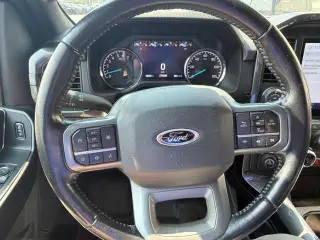 Ford F-150 2022 4x4 XLT 4p SuperCrew 6.5 ft. SB