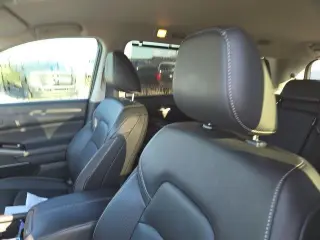 Nissan Pathfinder 2024 SL 4p SUV