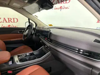 Kia Carnival Hybrid 2026 SX Minivan 4p.