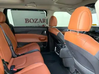 Kia Carnival Hybrid 2026 SX Minivan 4p.