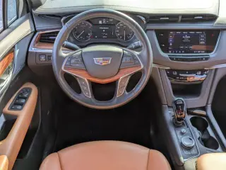 Cadillac XT5 2025 Premium Luxury 4p SUV