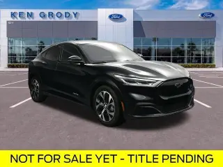 Ford Mustang Mach-E 2023 Premium 4p SUV