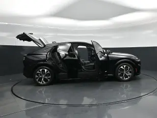 Ford Mustang Mach-E 2023 Premium 4p SUV