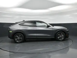 Ford Mustang Mach-E 2023 Select 4p SUV