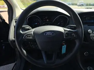 Ford Focus 2017 SE 4p Sedan