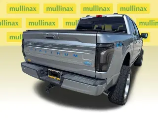 Ford F-150 2021 4x4 Platinum 4dr SuperCrew 5.5 ft. SB