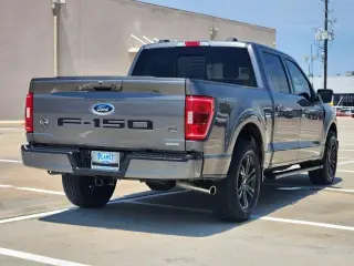 Ford F-150 2022 4x2 XLT 4p SuperCrew 5.5 ft. CA