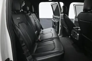 Ford F-150 2018 4x4 Platinum 4dr SuperCrew 5.5 ft. SB