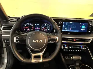 Kia K5 2023 GT-Line 4p Sedan