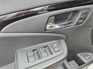 Honda Pilot 2018 AWD Touring 4p SUV