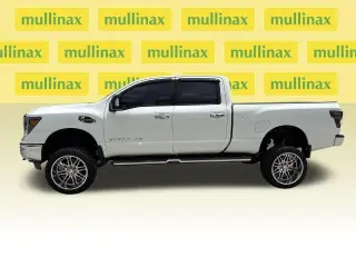 Nissan Titan XD 2017 4x4 S 4p Camioneta de Tripulación (Diesel)