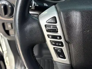 Nissan Titan XD 2017 4x4 S 4p Camioneta de Tripulación (Diesel)