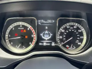 Nissan Titan XD 2017 4x4 S 4p Camioneta de Tripulación (Diesel)