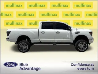 Nissan Titan XD 2017 4x4 S 4p Camioneta de Tripulación (Diesel)