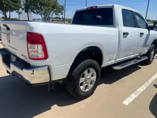 Ram 2500 2024 4x4 Big Horn 4p Cabina de Tripulante 6,3 pies CA Camioneta