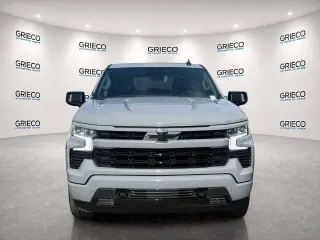 Chevrolet Silverado 1500 2025 4x2 RST 4p Cabina de Tripulante Estándar 5.8 pies ST