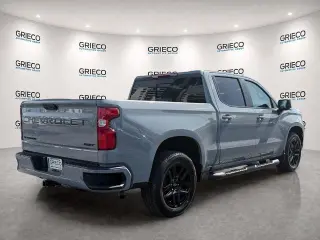 Chevrolet Silverado 1500 2025 4x2 RST 4p Cabina de Tripulante Estándar 5.8 pies ST