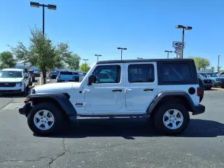 Jeep Wrangler Unlimited 2022 4x4 Sport 4p SUV
