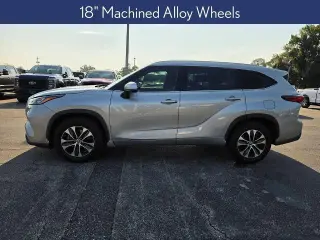 Toyota Highlander 2020 XLE 4p SUV