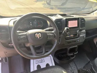 Ram ProMaster 2025 SLT+ 2500 136 WB 3dr Low Roof Furgoneta de Carga