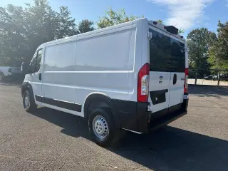 Ram ProMaster 2025 SLT+ 2500 136 WB 3dr Low Roof Furgoneta de Carga