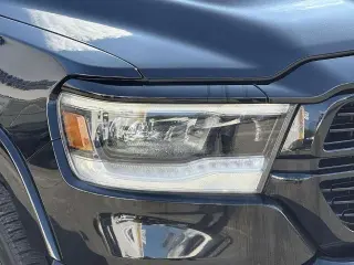 Ram 1500 2021 4x4 Laramie 4p Camioneta Cabina Doble 5.6 pies BA
